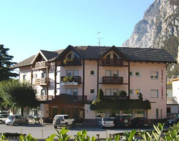 Hotel Ideal Sarche di Calavino Luaran gambar