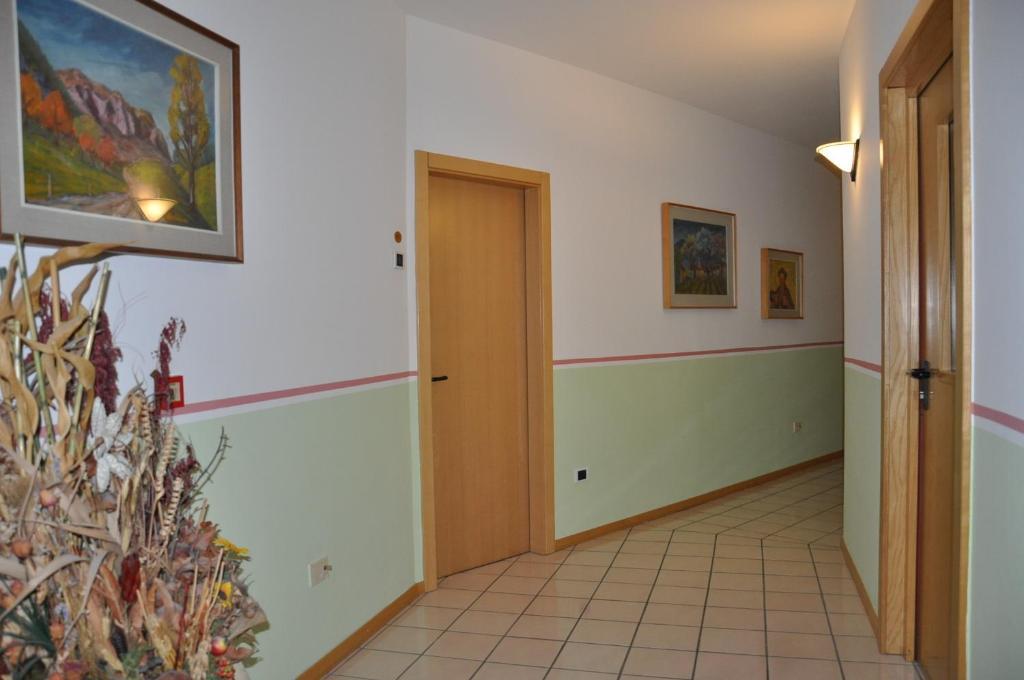 Hotel Ideal Sarche di Calavino Luaran gambar